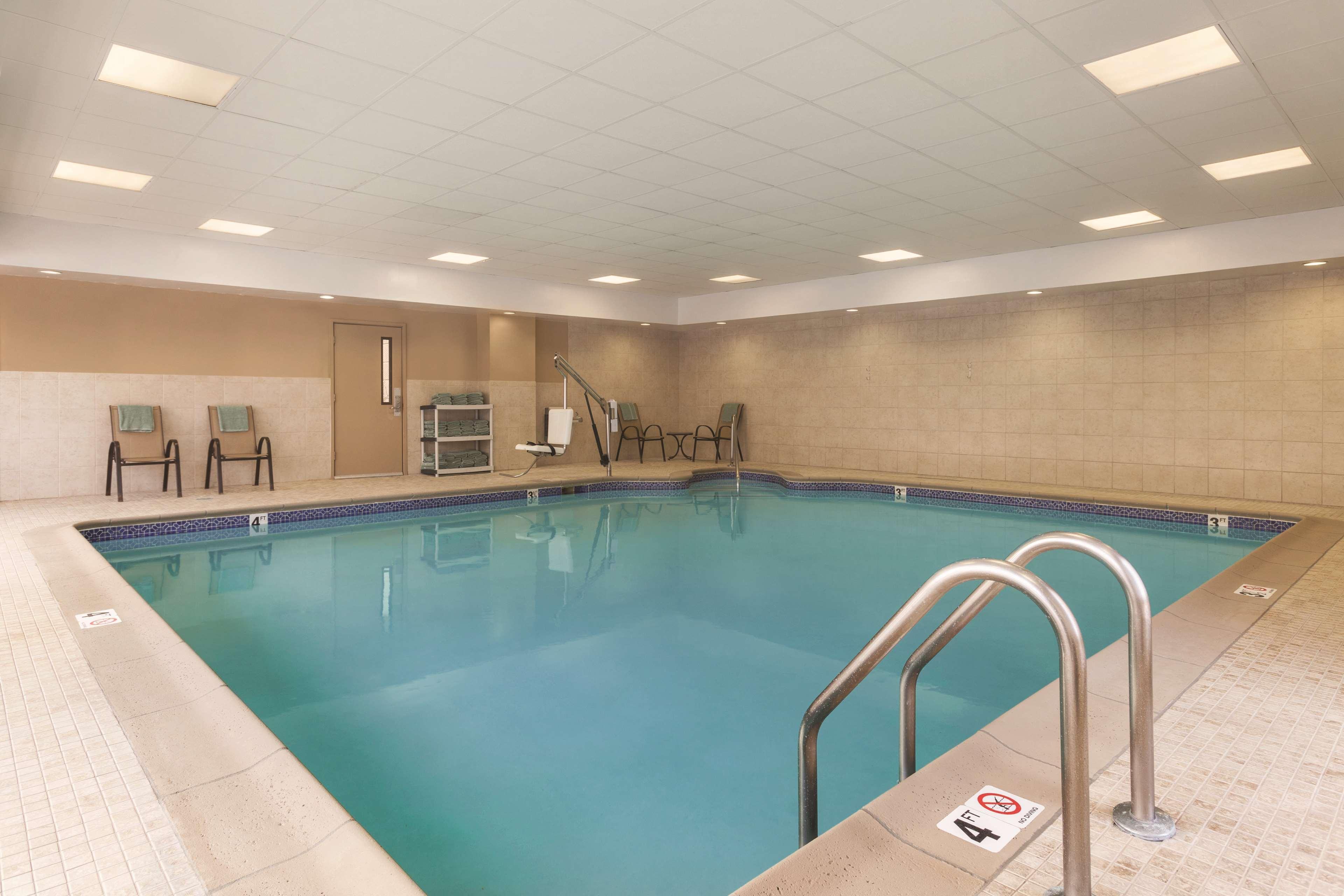 Hampton Inn & Suites Greenfield Dış mekan fotoğraf