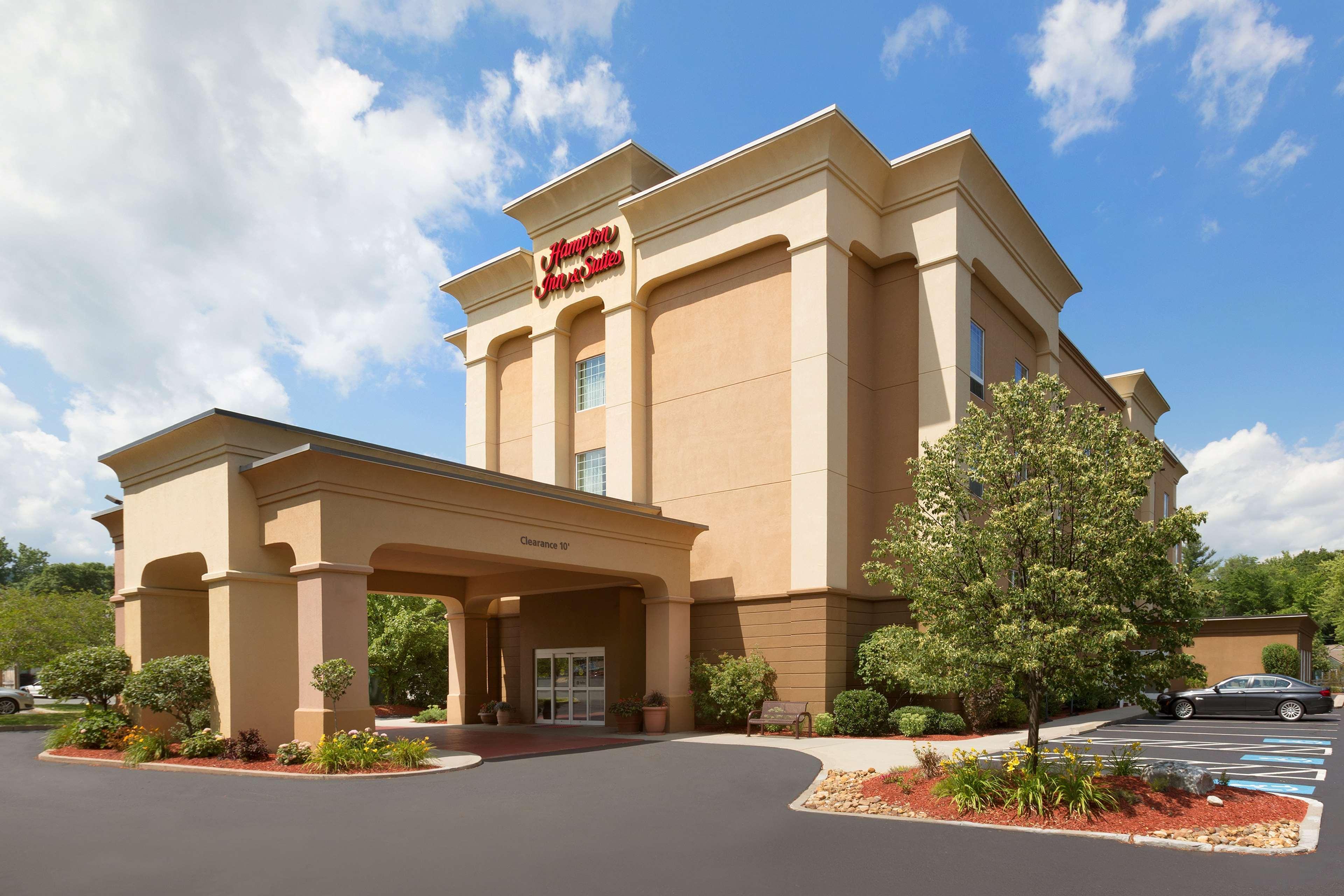 Hampton Inn & Suites Greenfield Dış mekan fotoğraf