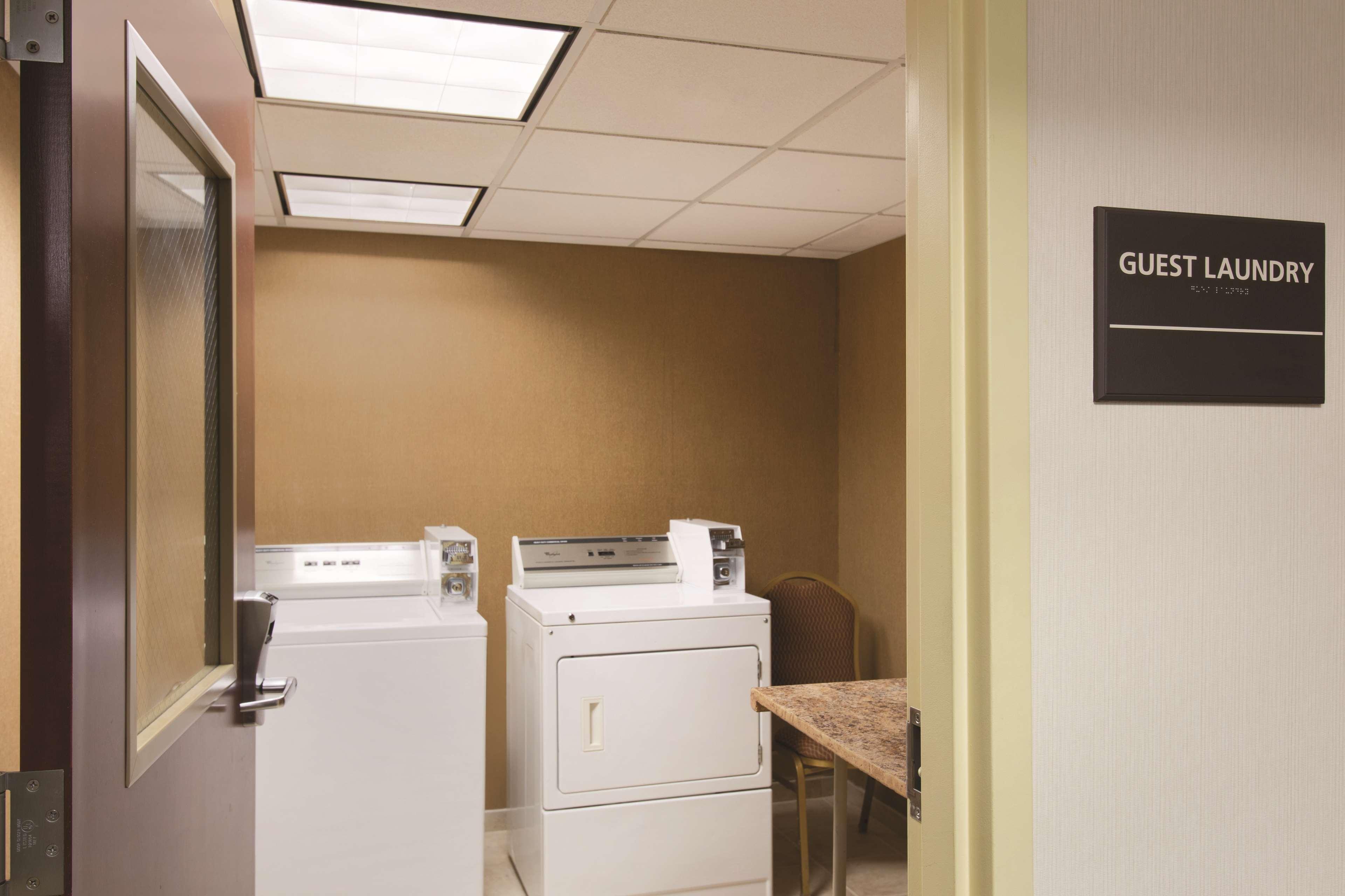 Hampton Inn & Suites Greenfield Dış mekan fotoğraf