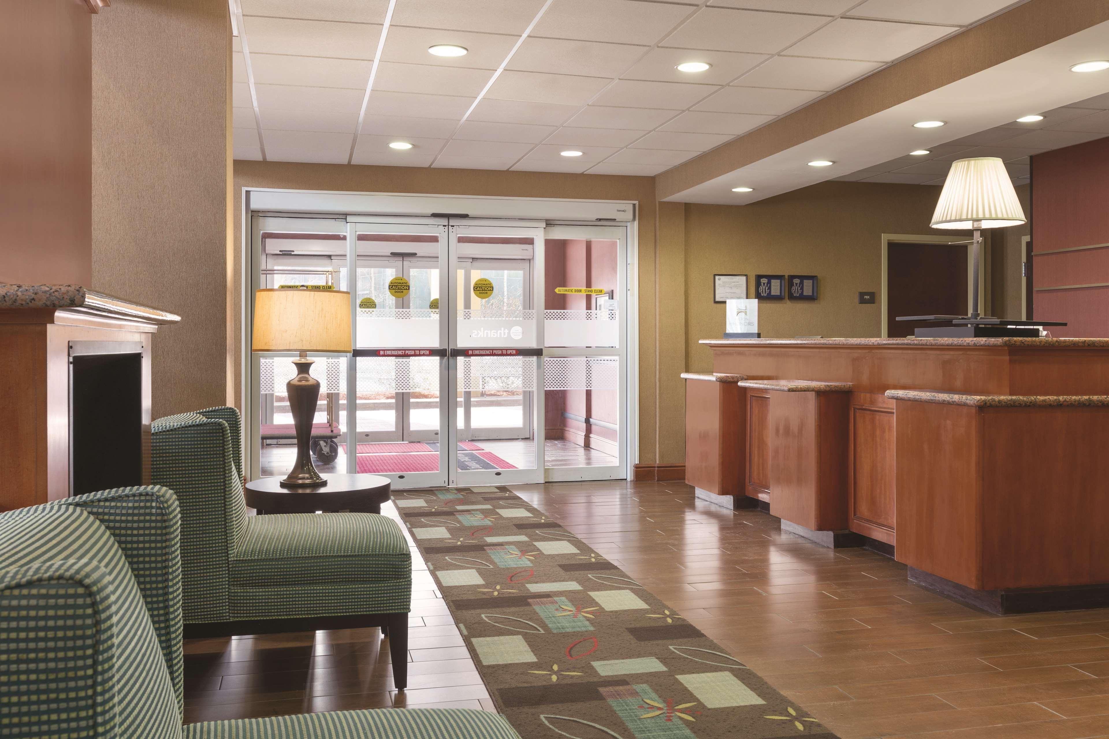 Hampton Inn & Suites Greenfield Dış mekan fotoğraf