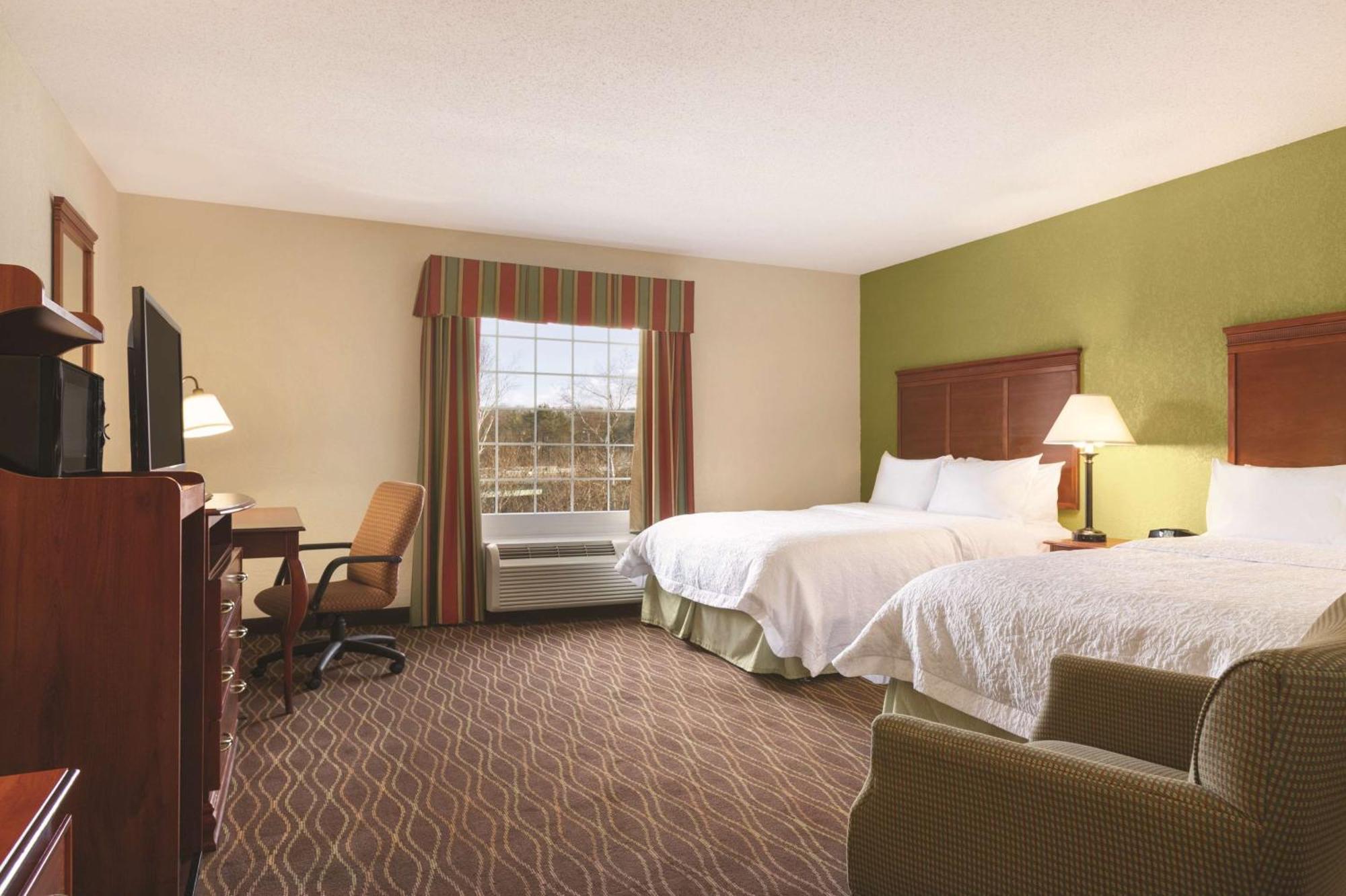 Hampton Inn & Suites Greenfield Dış mekan fotoğraf