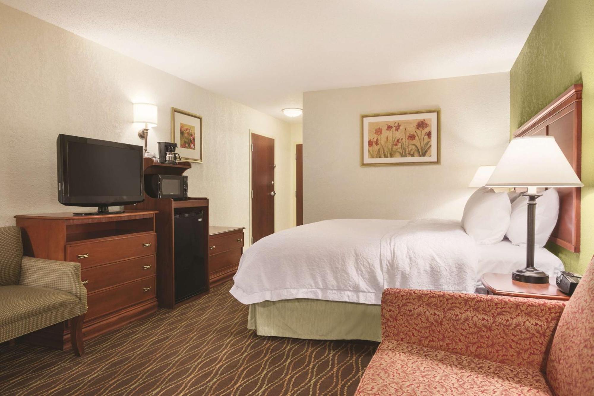 Hampton Inn & Suites Greenfield Dış mekan fotoğraf