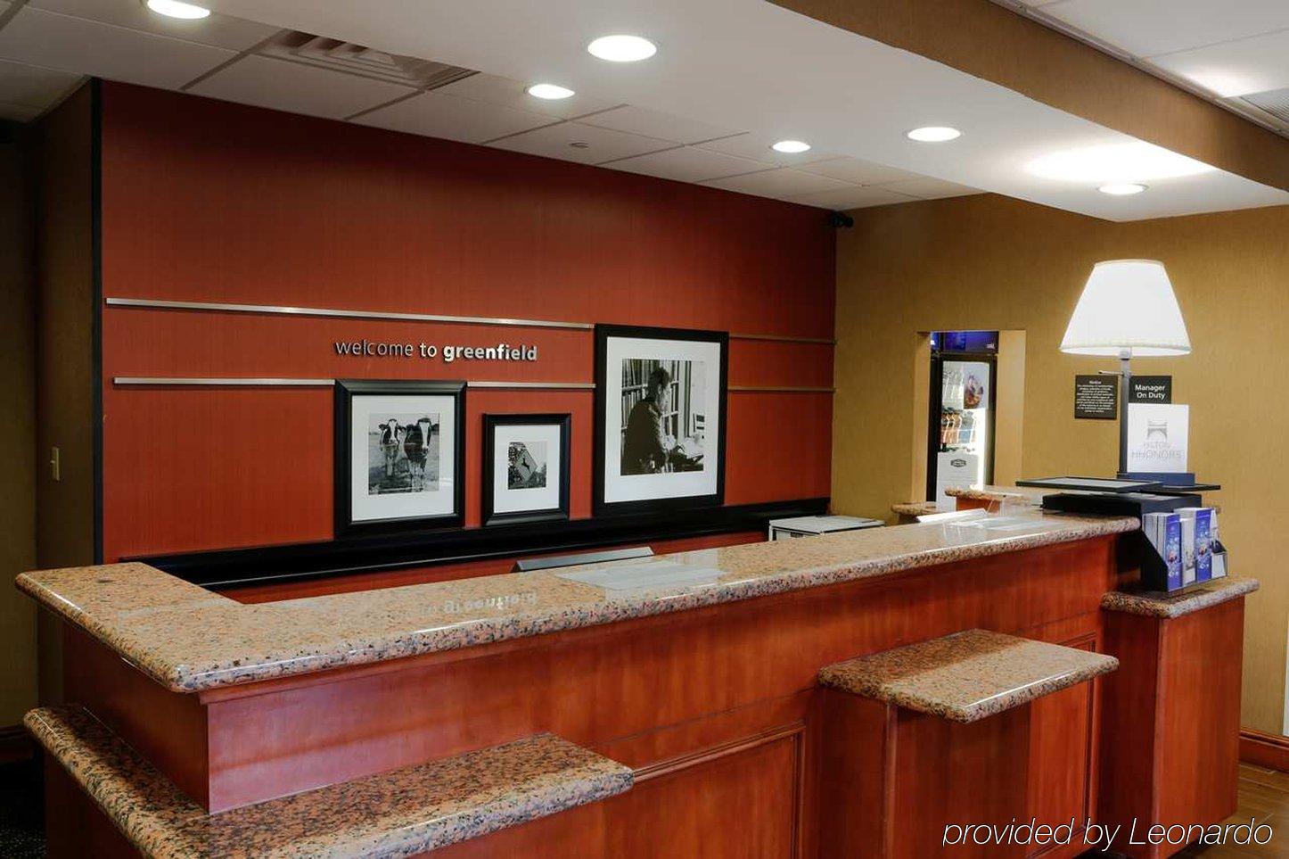Hampton Inn & Suites Greenfield Dış mekan fotoğraf